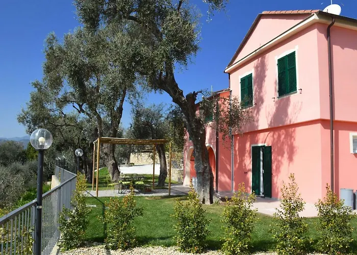 Semesterbostad La Torretta